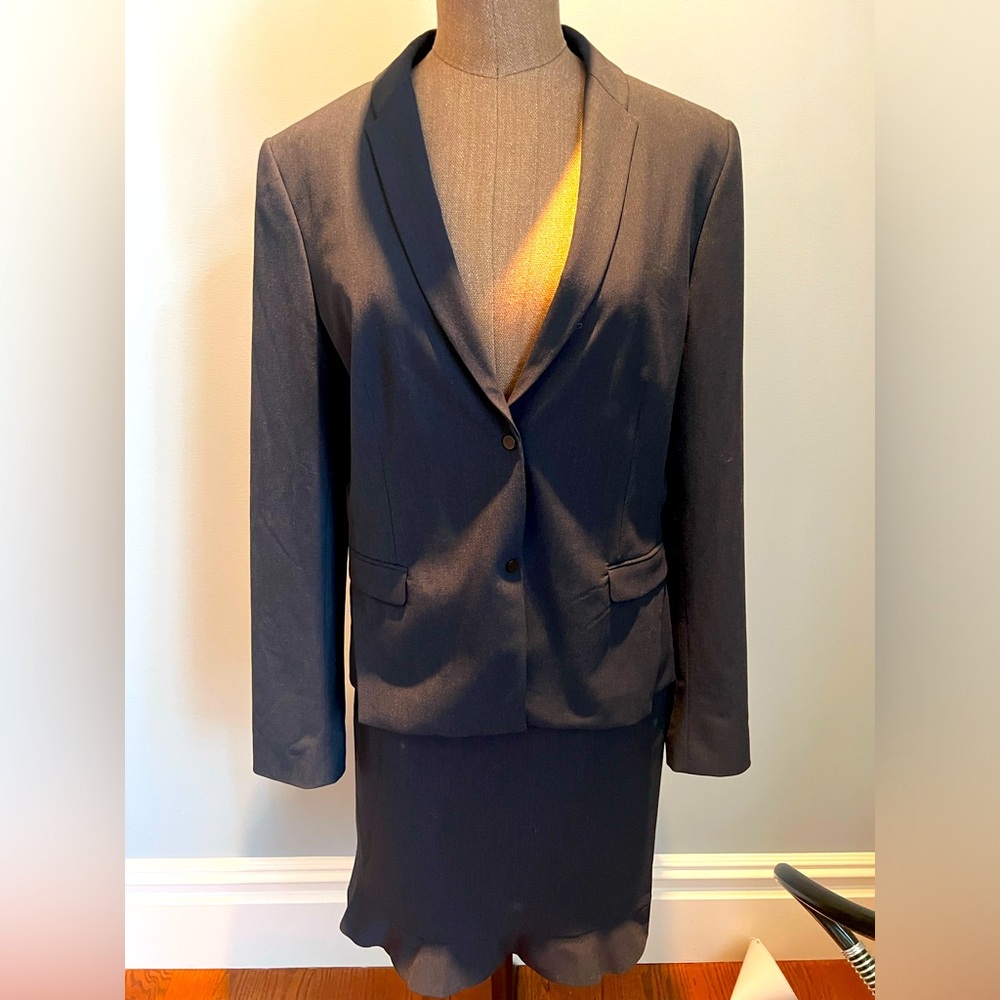 Elie Tahari Suit